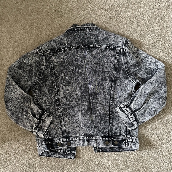 Georges Marciano for Guess Black/Grey Acid-Washed Denim Jacket and Jean Set - Picture 7 of 11